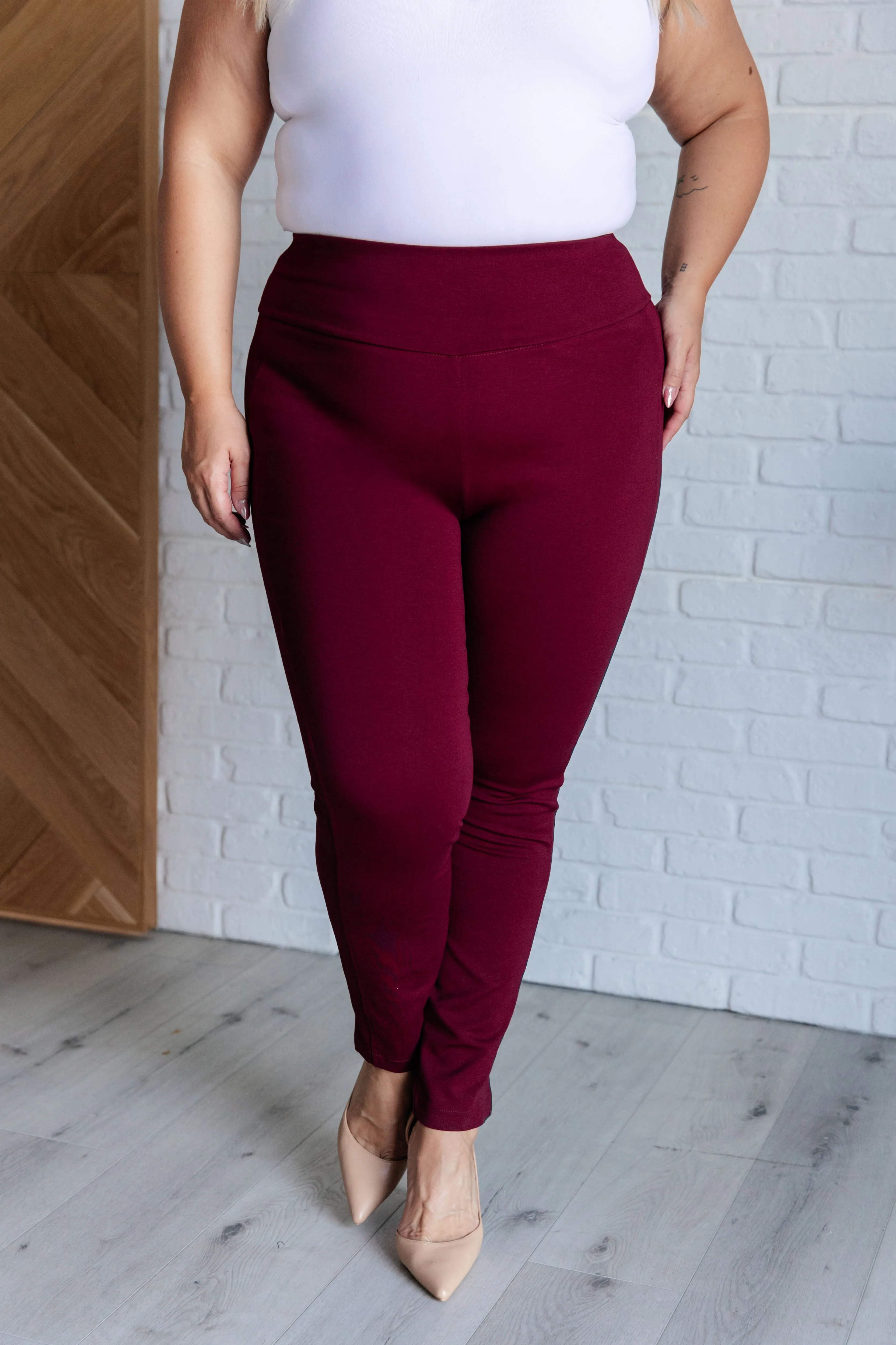 Magic Skinny 28" Pants in Wine - 11/14