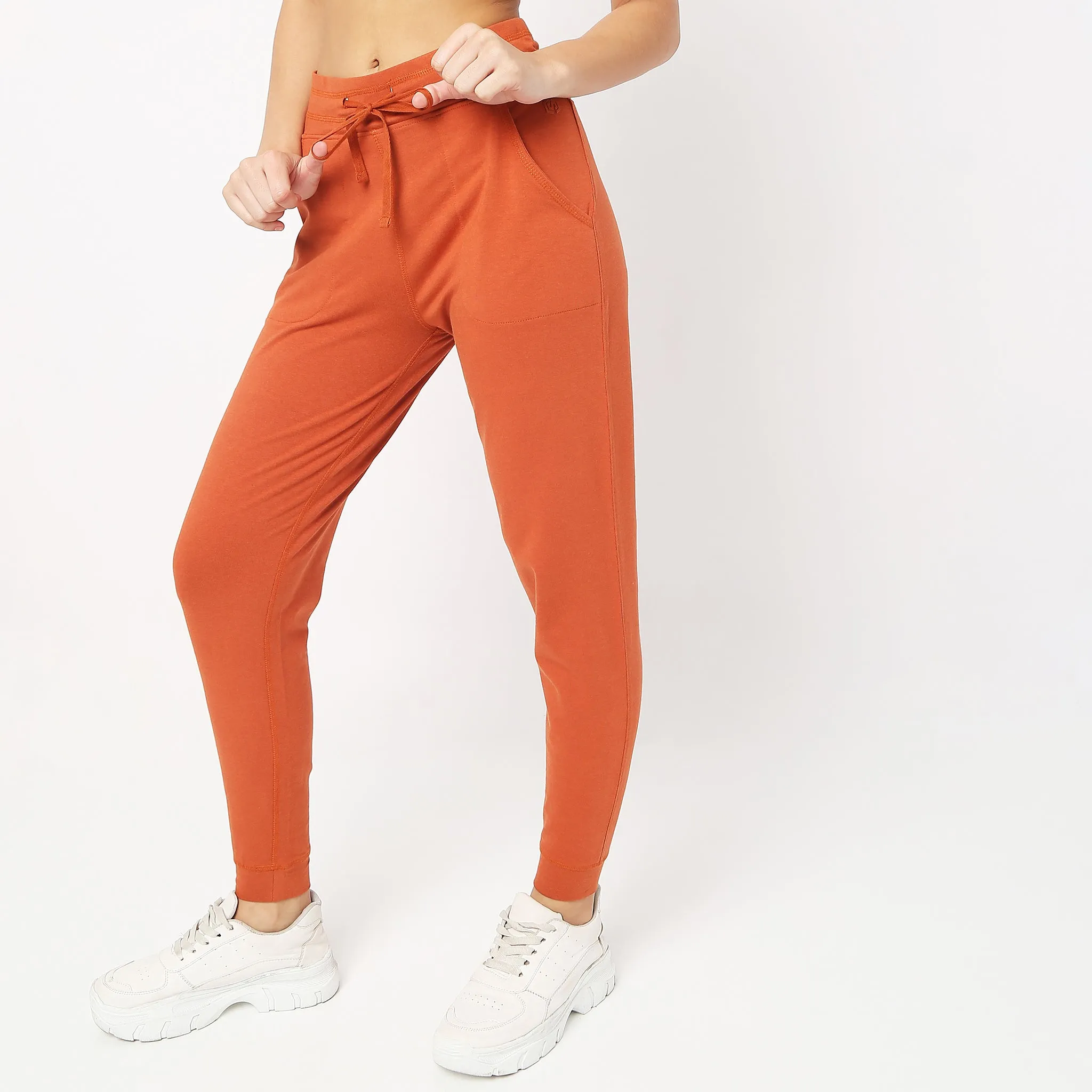 Skinny Fit Solid High Rise Joggers